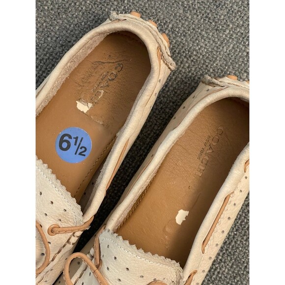 Cream Leather Coach Moccasins 6.5 - Picture 10 of 10